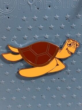Disney Finding Nemo East Australian Current Crush Pin